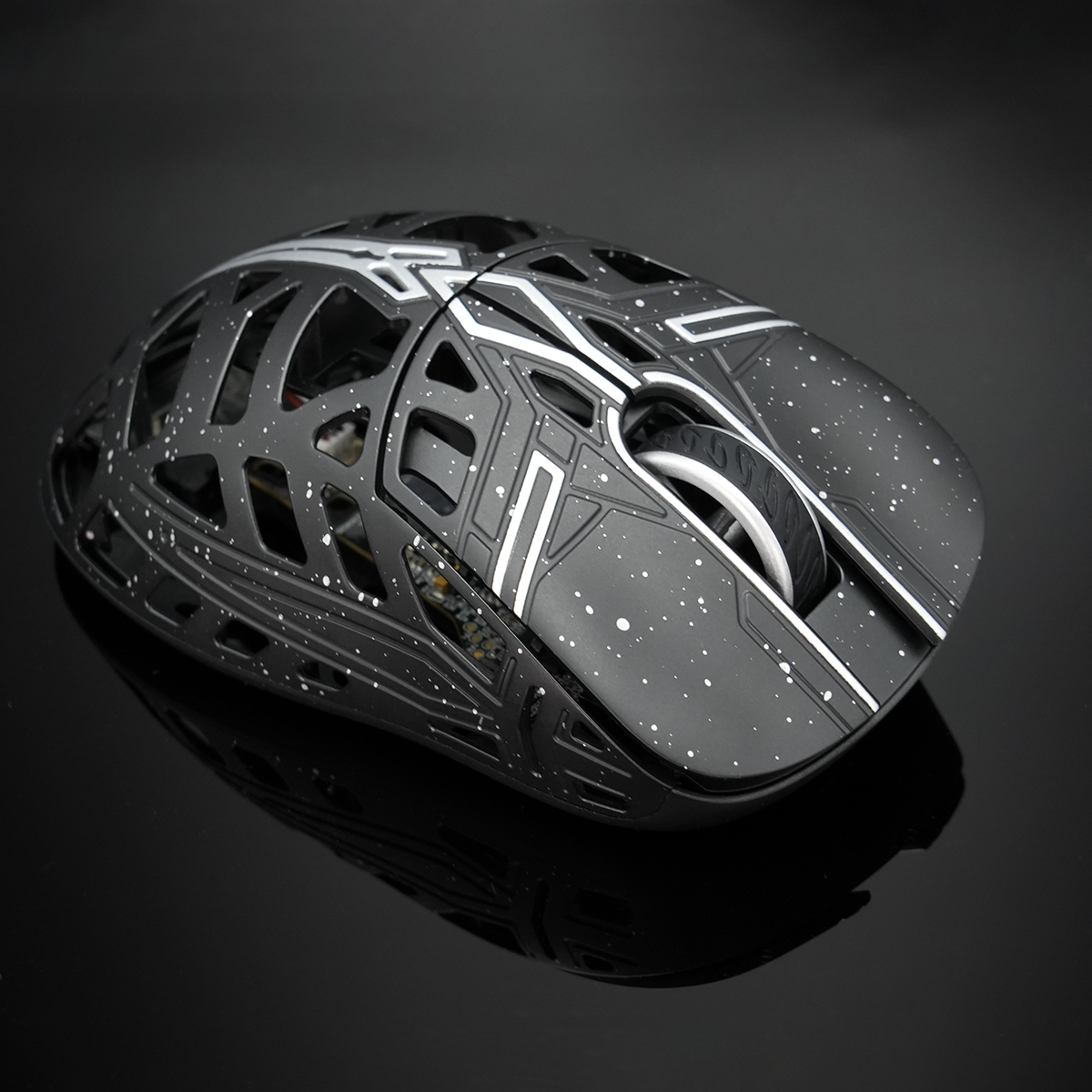 Sword X Magnesium Gaming Mouse-black